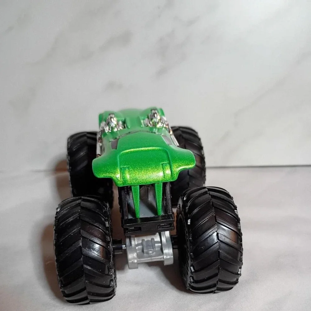 Hot Wheels Monster Trucks Twin Mill Metallic Green Diecast Toy Car 1:64 Scale